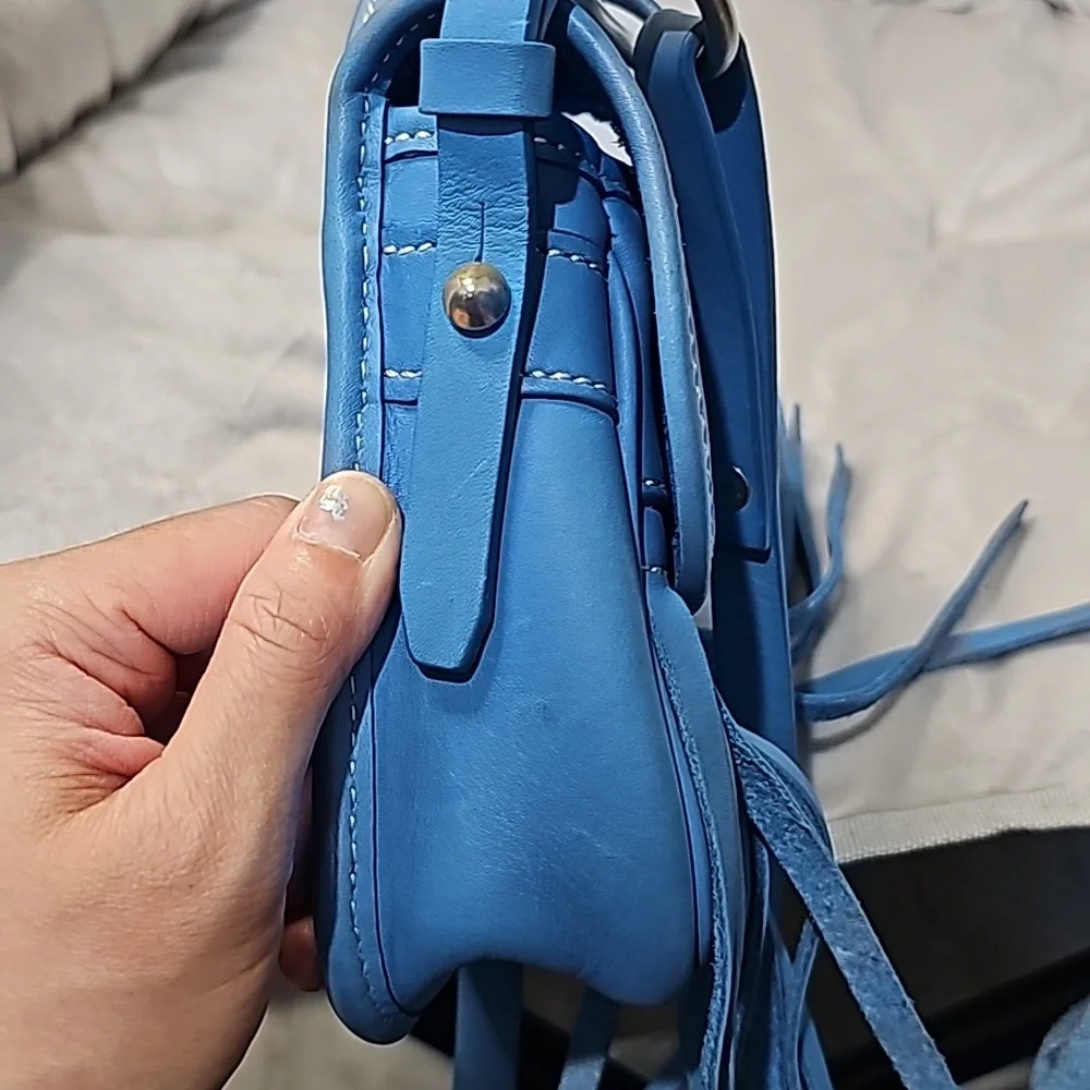 Dooney Lulu Fiona Crossbody - Picture 12 of 13